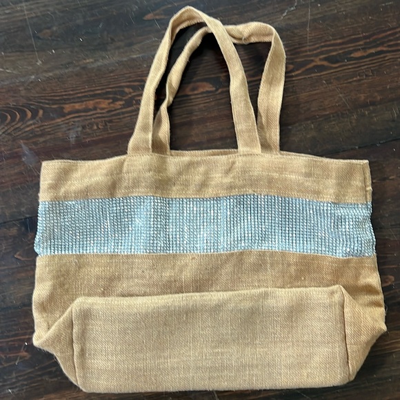 Adorable raffia beach bag! - Picture 1 of 2